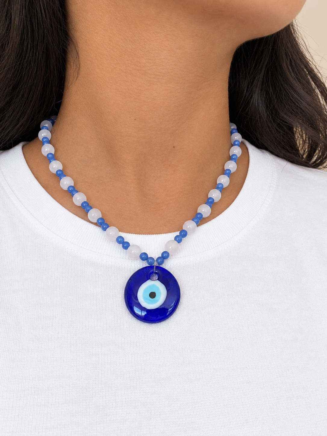 Collar amuleto